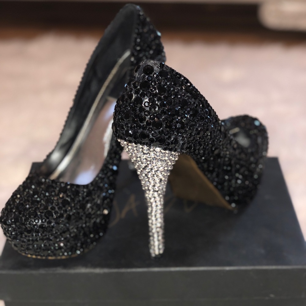 Swavorski crystal custom pumps 8.5